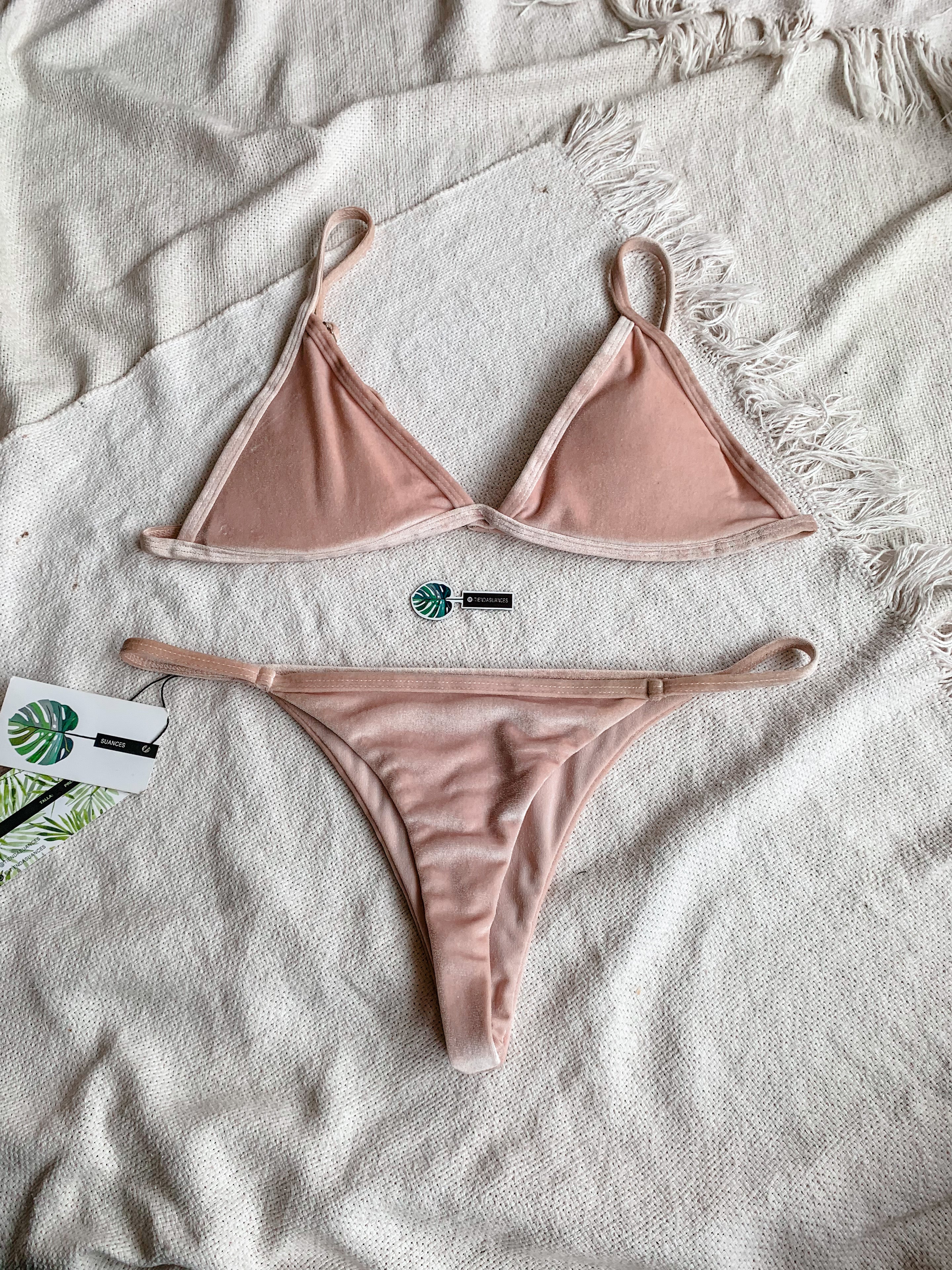 VELVET PINK